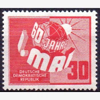 EU9782 | Alemanha (Oriental - DDR) - 60º aniversário do Dia do Trabalho
