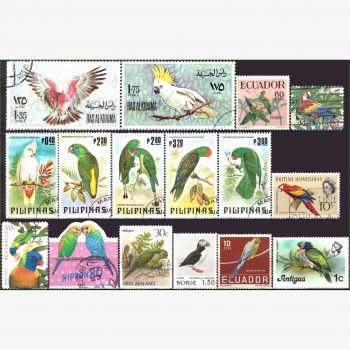 TM15389 | Aves - Papagaios, Araras e Periquitos